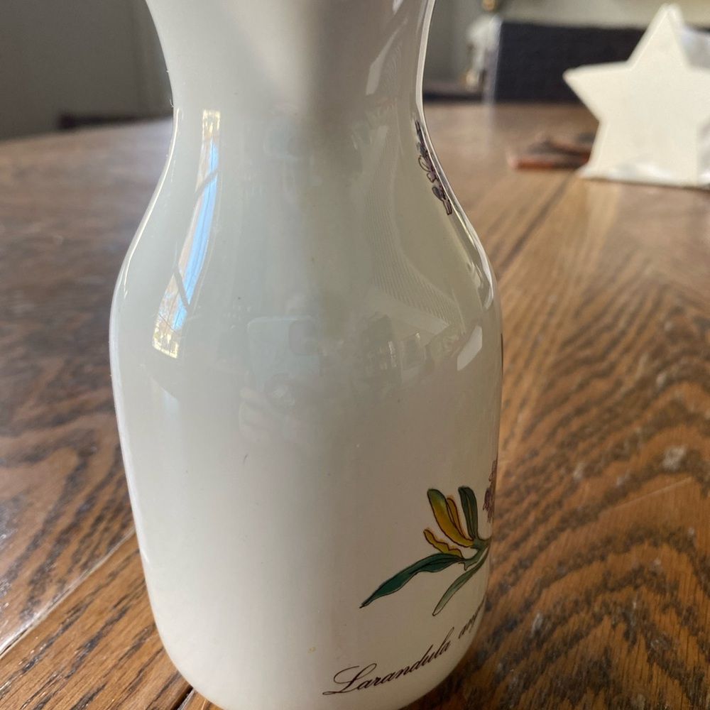 Villeroy & Boch Botanica Lavendera Porcelain Cruet no Stopper - Picture 7 of 9